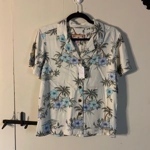 Vintage Hawaiian Floral Button-Up